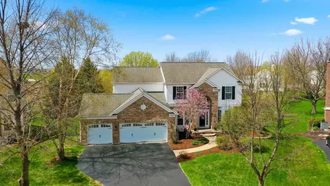 View/Area - 6 Reedsworth Ct, Algonquin, IL 60102 photo 2 of 5