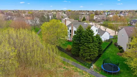 View/Area - 6 Reedsworth Ct, Algonquin, IL 60102 photo 1 of 5
