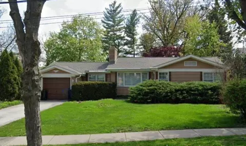 Undisclosed, Glen Ellyn, IL 60137