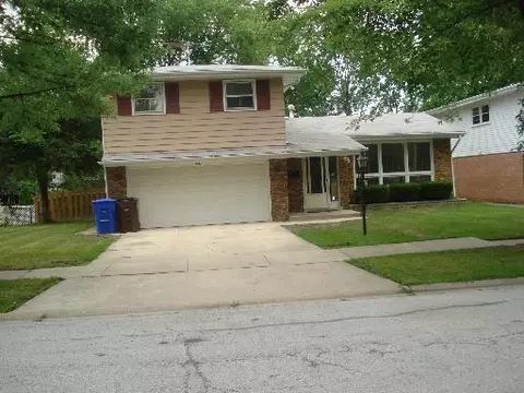 1142 E 159th Pl, South Holland, IL 60473