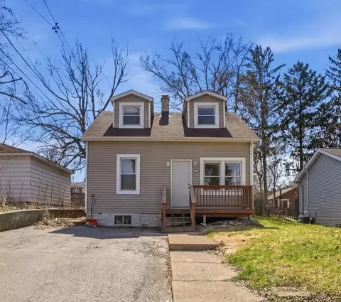 7603 Deep Spring Rd, Wonder Lake, IL 60097