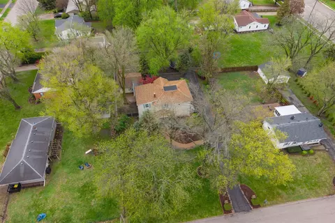 View/Area - 503 Fairview St, Normal, IL 61761 photo 2 of 3