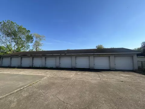 1160 E 8th St, Metropolis, IL 62960 photo 3
