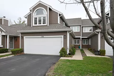 136 S Lawford Ct, Bloomingdale, IL 60108
