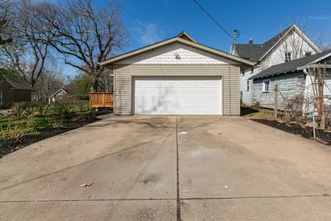 Exterior - 1210 3rd St, Moline, IL 61265 photo 7 of 7