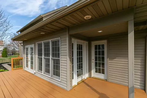 Exterior - 1210 3rd St, Moline, IL 61265 photo 4 of 7