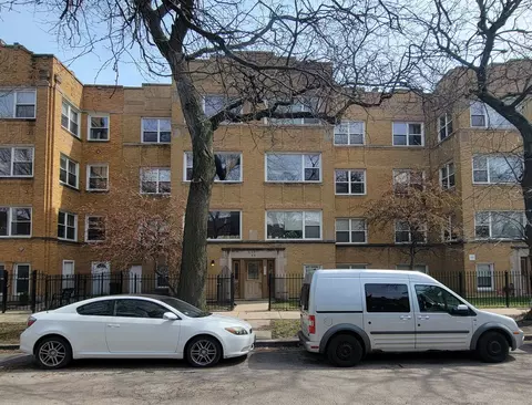 4909 N Avers Ave #3, Chicago, IL 60625