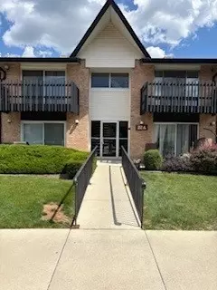 22 Kingery Quarter # A, Willowbrook, IL 60527