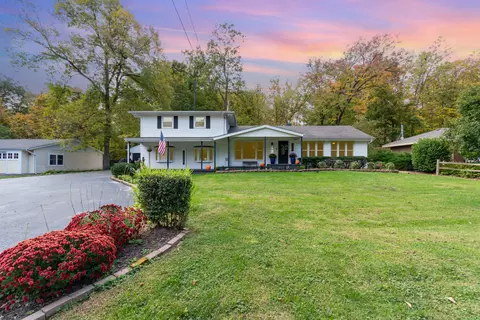 11051 W Elmwood Ct, Mokena, IL 60448