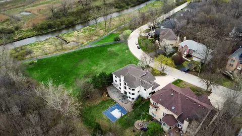 View/Area - 441 Delaware Cir, Bolingbrook, IL 60440 photo 3 of 7