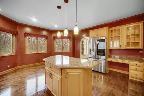 Kitchen - 441 Delaware Cir, Bolingbrook, IL 60440 photo 3 of 8