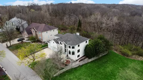 View/Area - 441 Delaware Cir, Bolingbrook, IL 60440 photo 5 of 7
