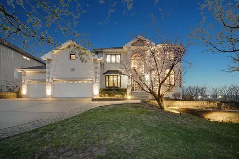 Exterior - 441 Delaware Cir, Bolingbrook, IL 60440 photo 3 of 8