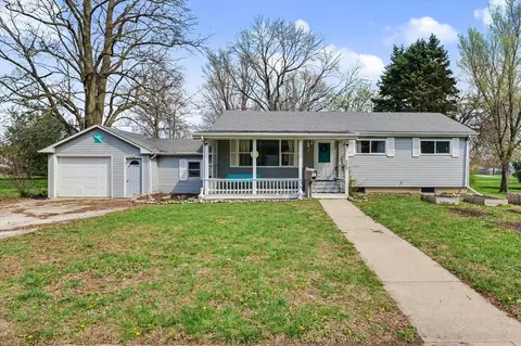 333 W Pine St, Paxton, IL 60957
