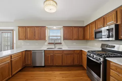 Kitchen - 2300 Wesmere Lakes Dr, Plainfield, IL 60586 photo 1 of 6