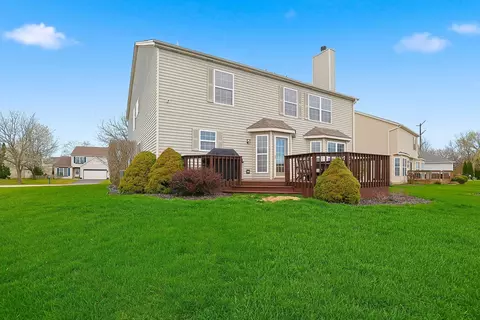 Exterior - 2300 Wesmere Lakes Dr, Plainfield, IL 60586 photo 5 of 9