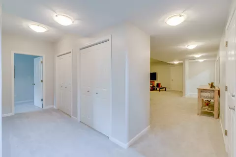Entry Way - 3550 Bishop Rd, Mount Vernon, IL 62864 photo 5 of 8