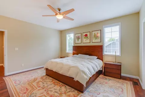 Bedroom - 3550 Bishop Rd, Mount Vernon, IL 62864 photo 2 of 8