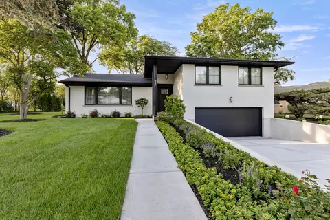 820 N Merrill St, Park Ridge, IL 60068