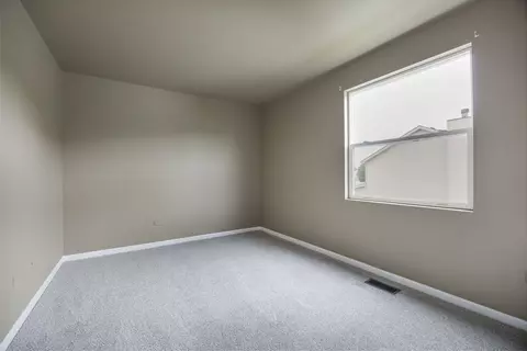 Bedroom - 5111 Brighton Ln, Plainfield, IL 60586 photo 1 of 3
