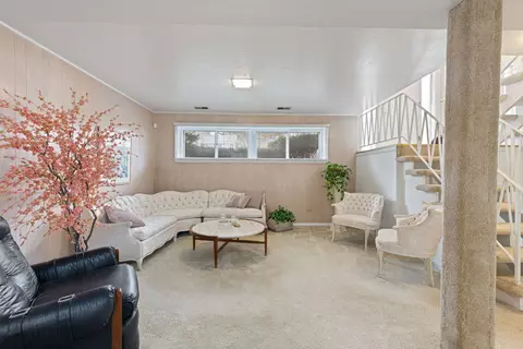 Living - 515 N Walnut St, Itasca, IL 60143 photo 4 of 4