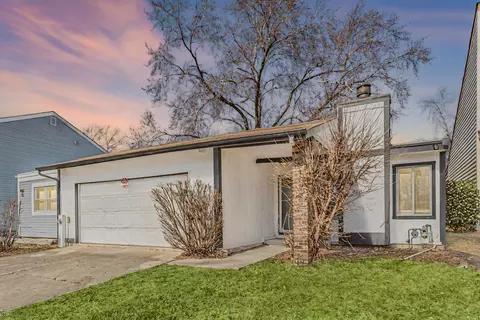 918 Cordoba Ct, University Park, IL 60484