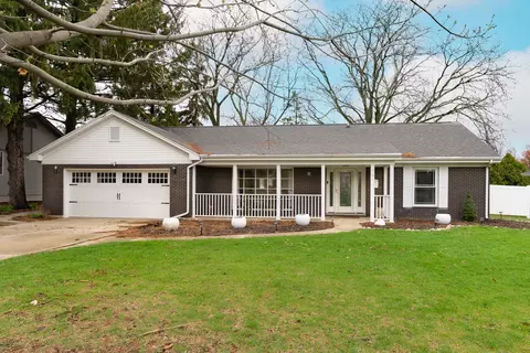 1504 Meriden St, Mendota, IL 61342