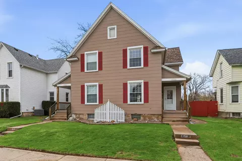 1719-1721 W 16th St, Davenport, IA 52804