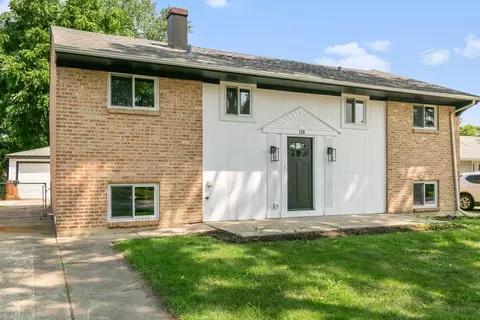 118 Windsor Ln, Glendale Heights, IL 60139