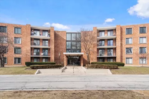 1405 E Central Rd #222C, Arlington Heights, IL 60005