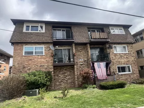 9721 S Harlem Ave #2D, Chicago Ridge, IL 60415