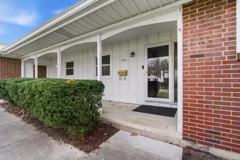 Exterior - 505 W Summit St, Normal, IL 61761 photo 2 of 6