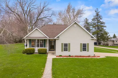 Exterior - 201 W Hardanger Gate, Lee, IL 60530 photo 8 of 8