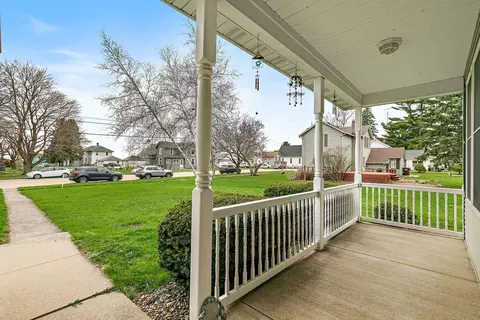 Exterior - 201 W Hardanger Gate, Lee, IL 60530 photo 3 of 8