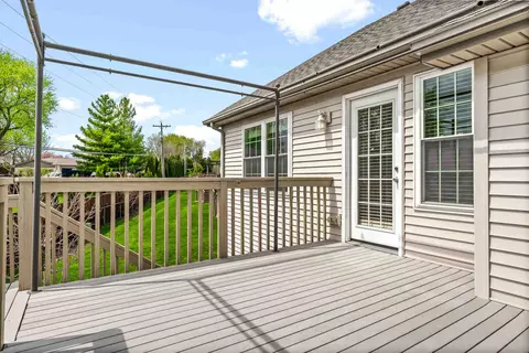 Exterior - 15 Ashling Ct, Bloomington, IL 61704 photo 5 of 5