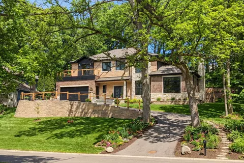 615 Harper Dr, Algonquin, IL 60102