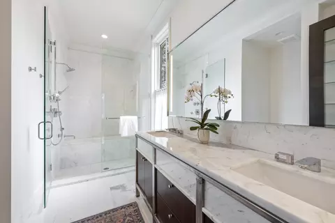 Bath - 800 Glenview Rd, Glenview, IL 60025 photo 2 of 10