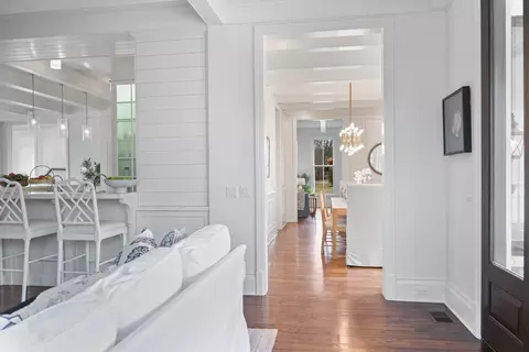 Entry Way - 800 Glenview Rd, Glenview, IL 60025 photo 10 of 19