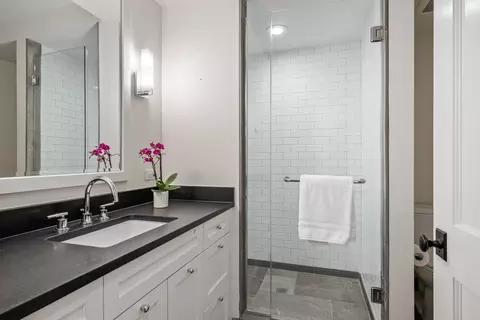Bath - 800 Glenview Rd, Glenview, IL 60025 photo 10 of 10
