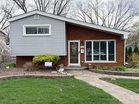 563 Coolidge Ave, Glen Ellyn, IL 60137