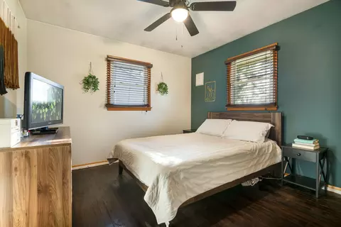 Bedroom - 1532 S 5th Ave, Kankakee, IL 60901 photo 2 of 2