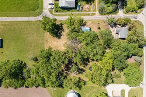 501 N State St, Bellflower, IL 61724