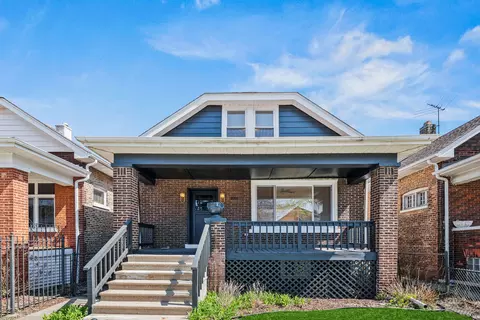 7955 S Colfax Ave, Chicago, IL 60617