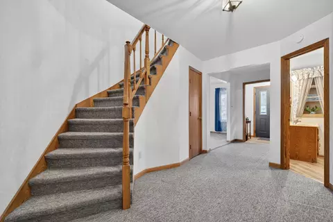 Entry Way - 3420 Quail Ct, Morris, IL 60450 photo 2 of 4