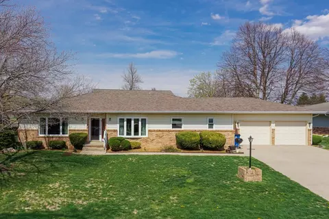 1 Millard Ct, Minier, IL 61759