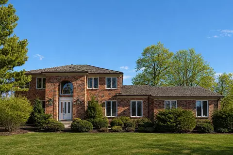 461 Clover Ave, Lake Forest, IL 60045