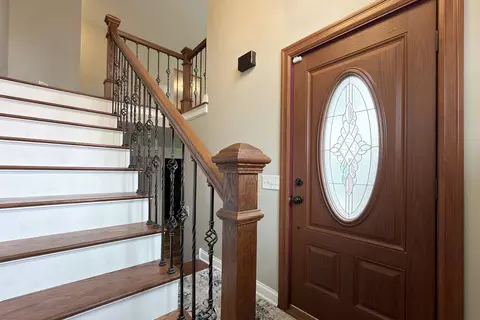 Entry Way - 2808 Dove St, Rolling Meadows, IL 60008 photo 1 of 1