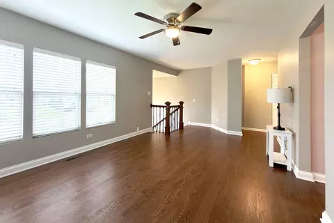 Living - 2808 Dove St, Rolling Meadows, IL 60008 photo 4 of 4