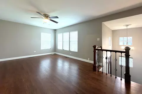 Living - 2808 Dove St, Rolling Meadows, IL 60008 photo 3 of 4