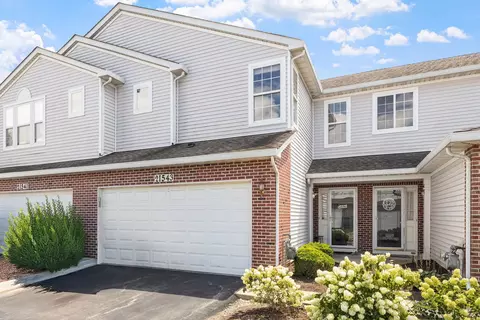 21543 Eich Dr, Crest Hill, IL 60403